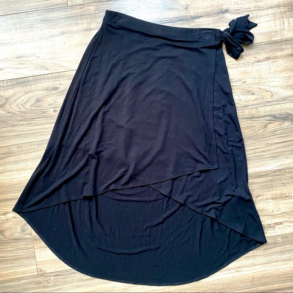 [ Sold ] Black Wrap Skirt by Forever 21, Large - Picture 1 of 6